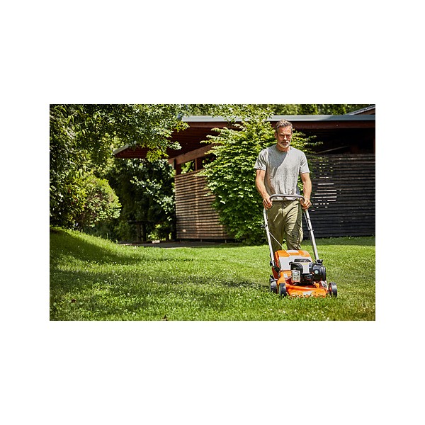 STIHL RM 248 T